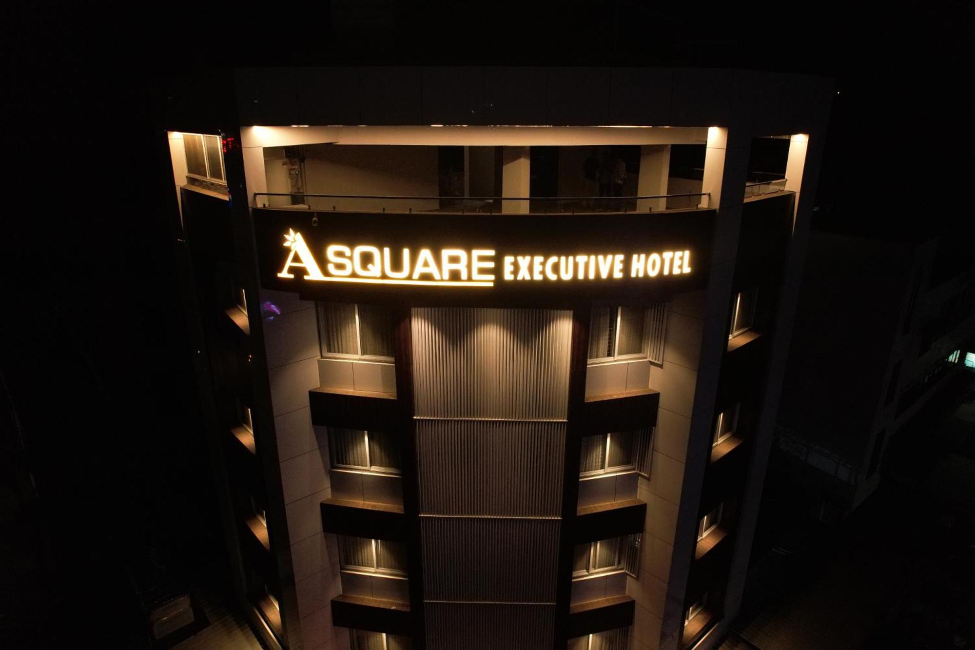 A Square Executive Hotel Αουρανγκαμπάντ Εξωτερικό φωτογραφία