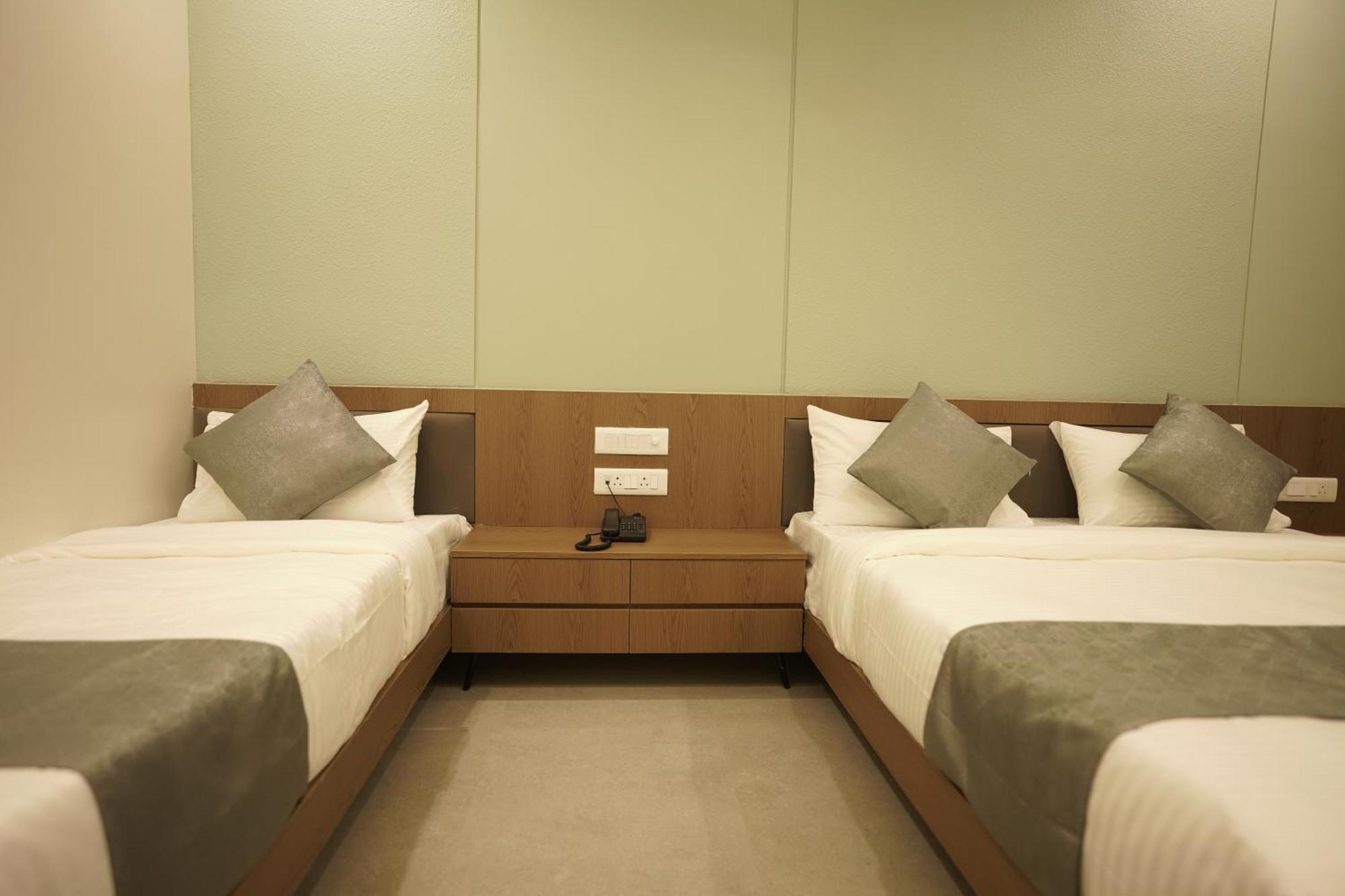 A Square Executive Hotel Αουρανγκαμπάντ Εξωτερικό φωτογραφία