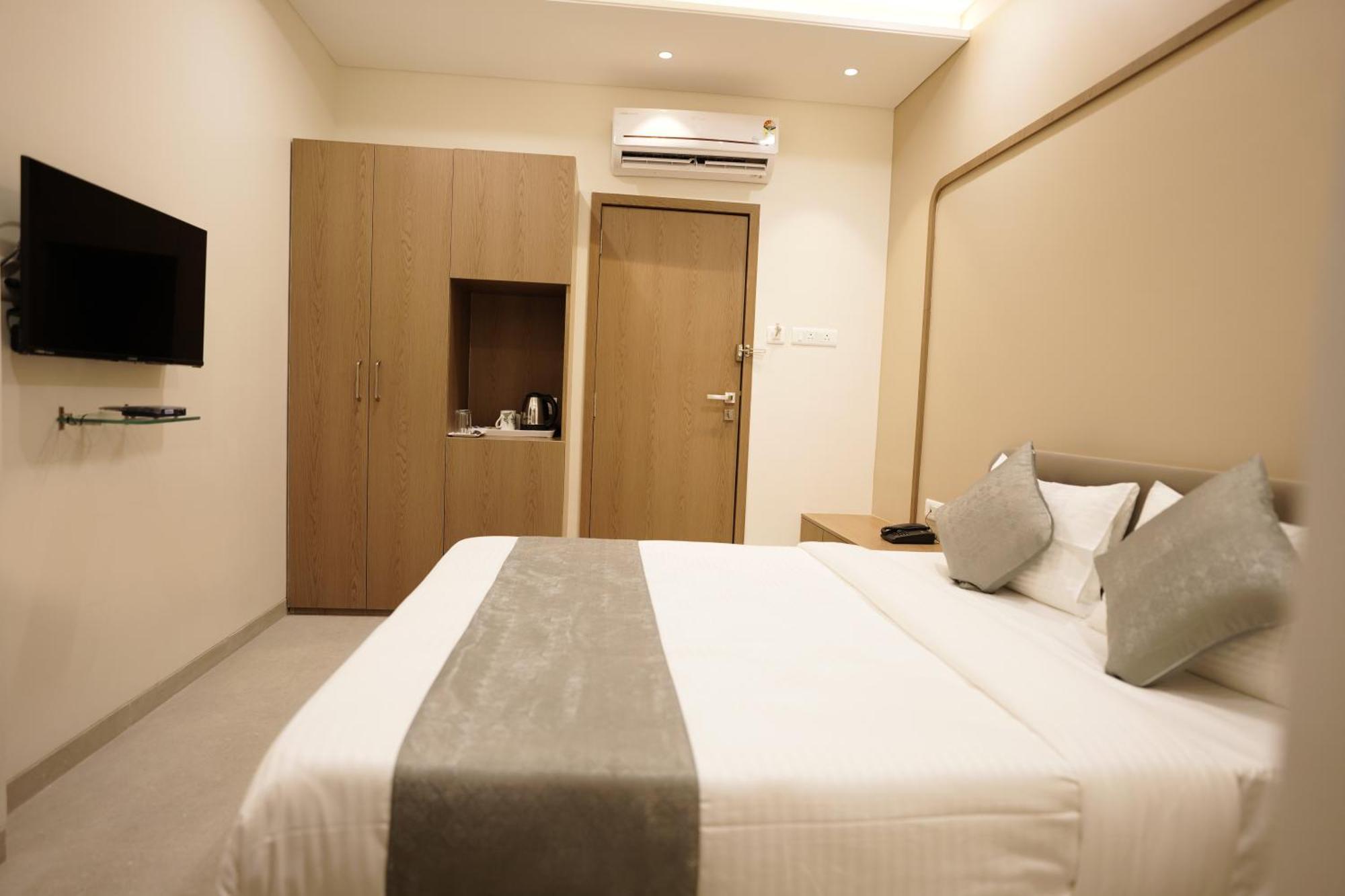 A Square Executive Hotel Αουρανγκαμπάντ Εξωτερικό φωτογραφία
