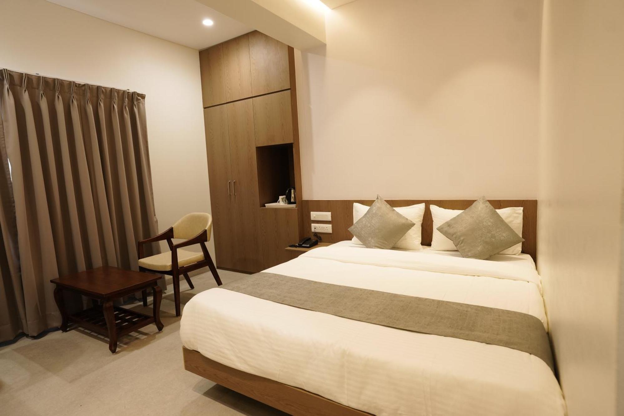 A Square Executive Hotel Αουρανγκαμπάντ Εξωτερικό φωτογραφία