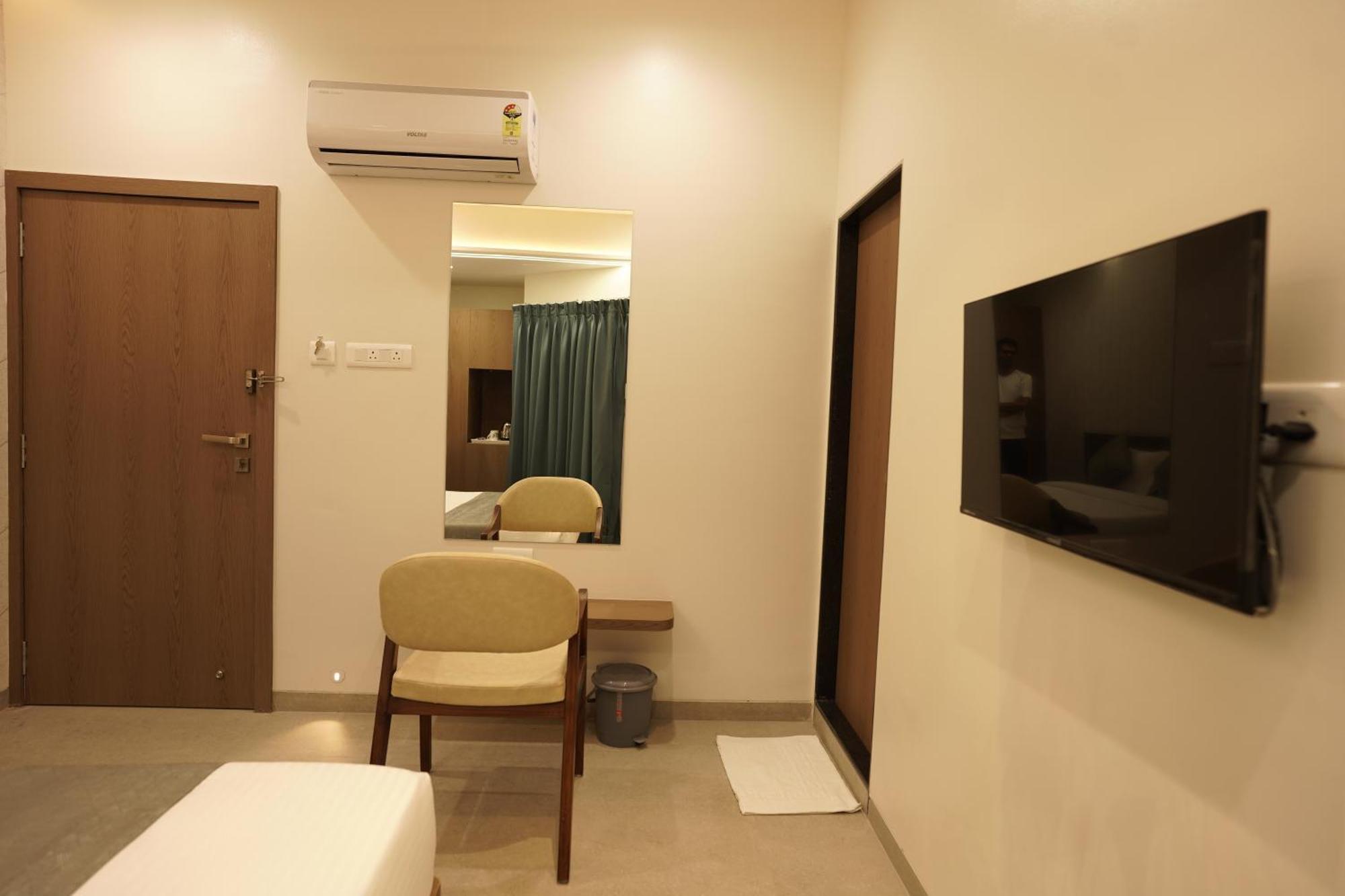 A Square Executive Hotel Αουρανγκαμπάντ Εξωτερικό φωτογραφία