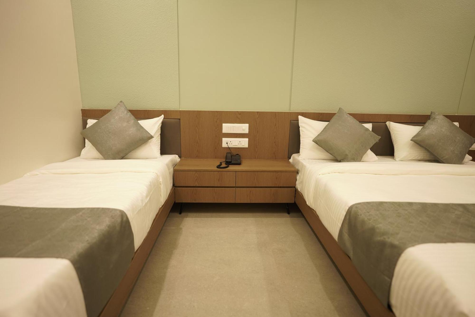 A Square Executive Hotel Αουρανγκαμπάντ Εξωτερικό φωτογραφία